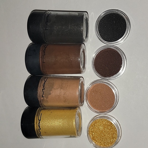MAC PIGMENT SAMPLE SET - Picture 1 of 3